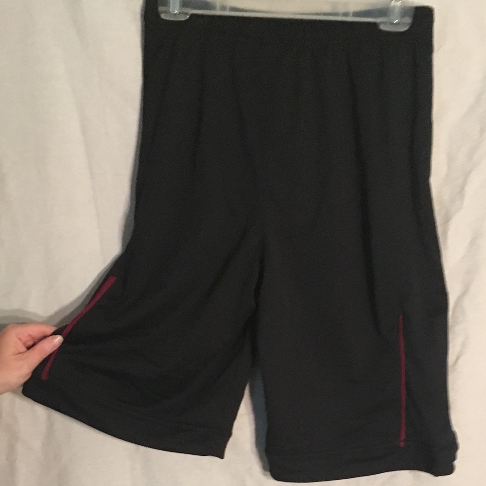 NWT Everlast Sport Black w/red trim shorts size S - Picture 5 of 7